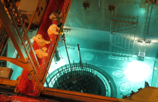 ����ǧ���̣����Ź�˾ȼ�ϲ����Ŷ� �徲˳�����103���޺˵������װ����