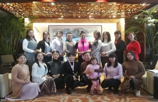 �����̻�ڶ���̽��������Ů������������ɳ�������˾Բ������