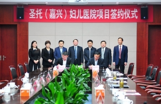 ʥ�У����ˣ�����ҽԺ��Ŀ��ʽ�仧������������˾�߲����ǩԼ�