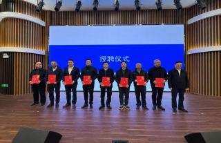 ���������� | ���³���������Ƹ�����о����ĸ�����ίԱ